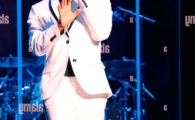 Kenny Lattimore