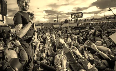 Rise Against